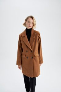دفکتو: پالتو زنانه قهوه ای جدید